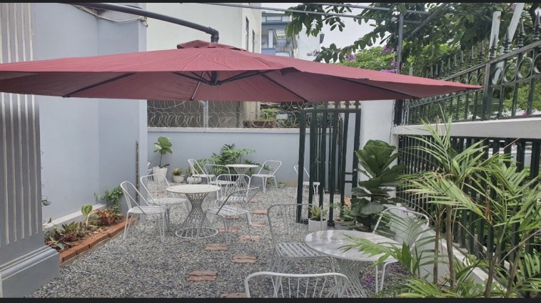 CHO THUÊ MBKD NHÀ HÀNG ĂN UỐNG, SPA...PHỐ NGUYỄN XIỂN 172M2, 4 TẦNG, MT 12M, 45 TRIỆU